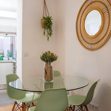 Charming 1 Bedroom W/ Terrace Near Belém Appartement *