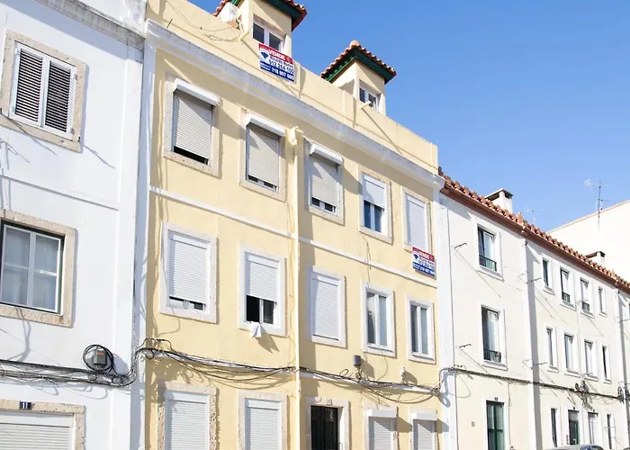 Apartamento Charming 1 Bedroom W/ Terrace Near Belém *